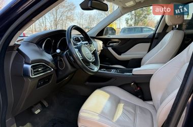 Внедорожник / Кроссовер Jaguar F-Pace 2017 в Пирятине