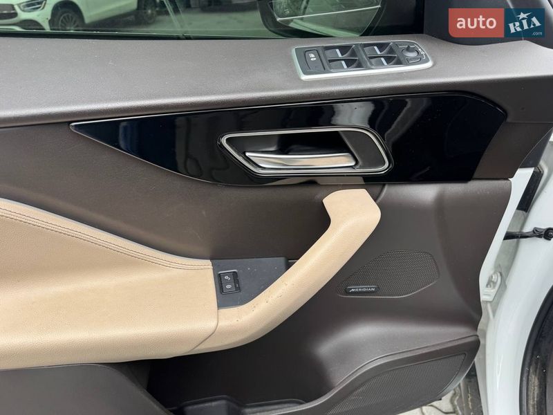 Внедорожник / Кроссовер Jaguar F-Pace 2019 в Львове
