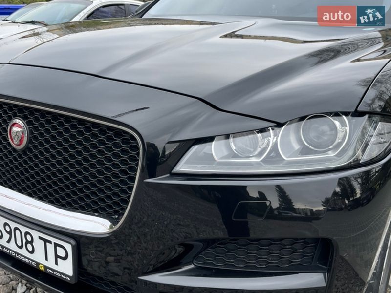 Позашляховик / Кросовер Jaguar F-Pace 2016 в Львові фото 6 Позашляховик / Кросовер Jaguar F-Pace 2016 в Львові