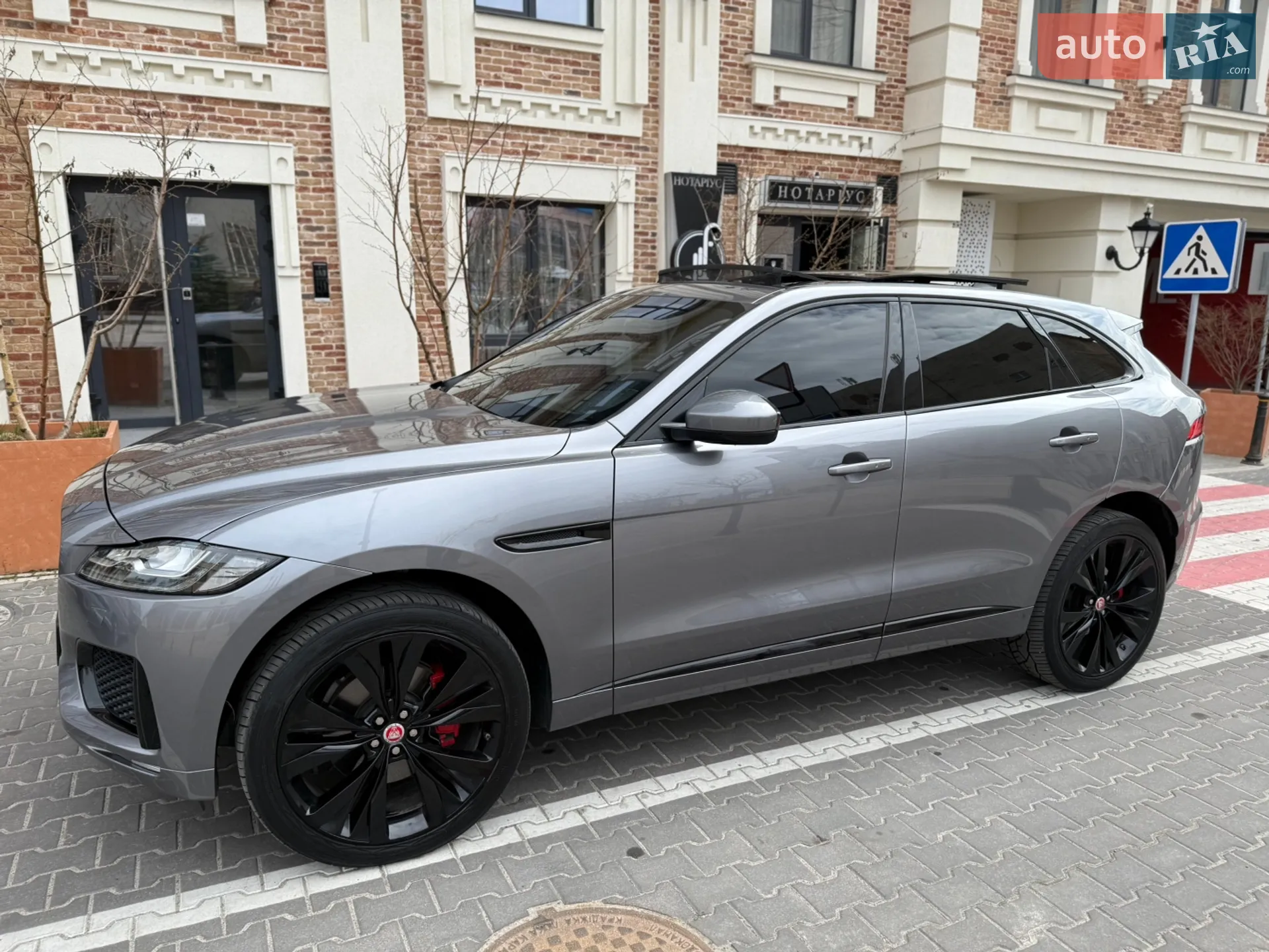 2019 Jaguar F-Pace - мініатюра 6