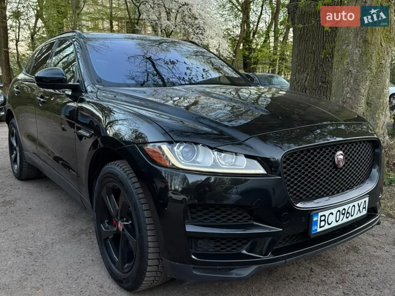Jaguar F-Pace 2016