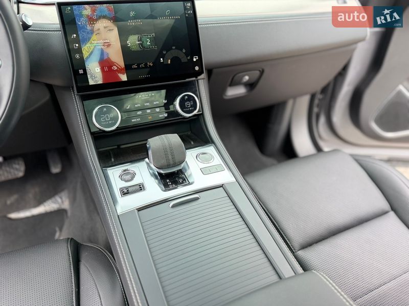 Внедорожник / Кроссовер Jaguar F-Pace 2024 в Киеве