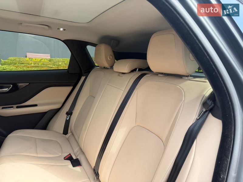 Внедорожник / Кроссовер Jaguar F-Pace 2016 в Днепре