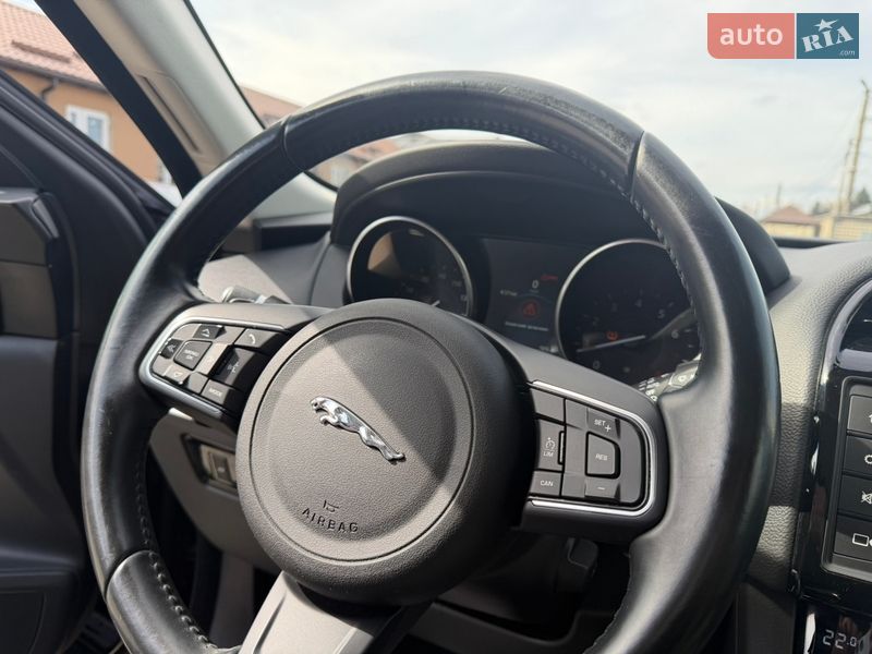 Внедорожник / Кроссовер Jaguar F-Pace 2016 в Днепре