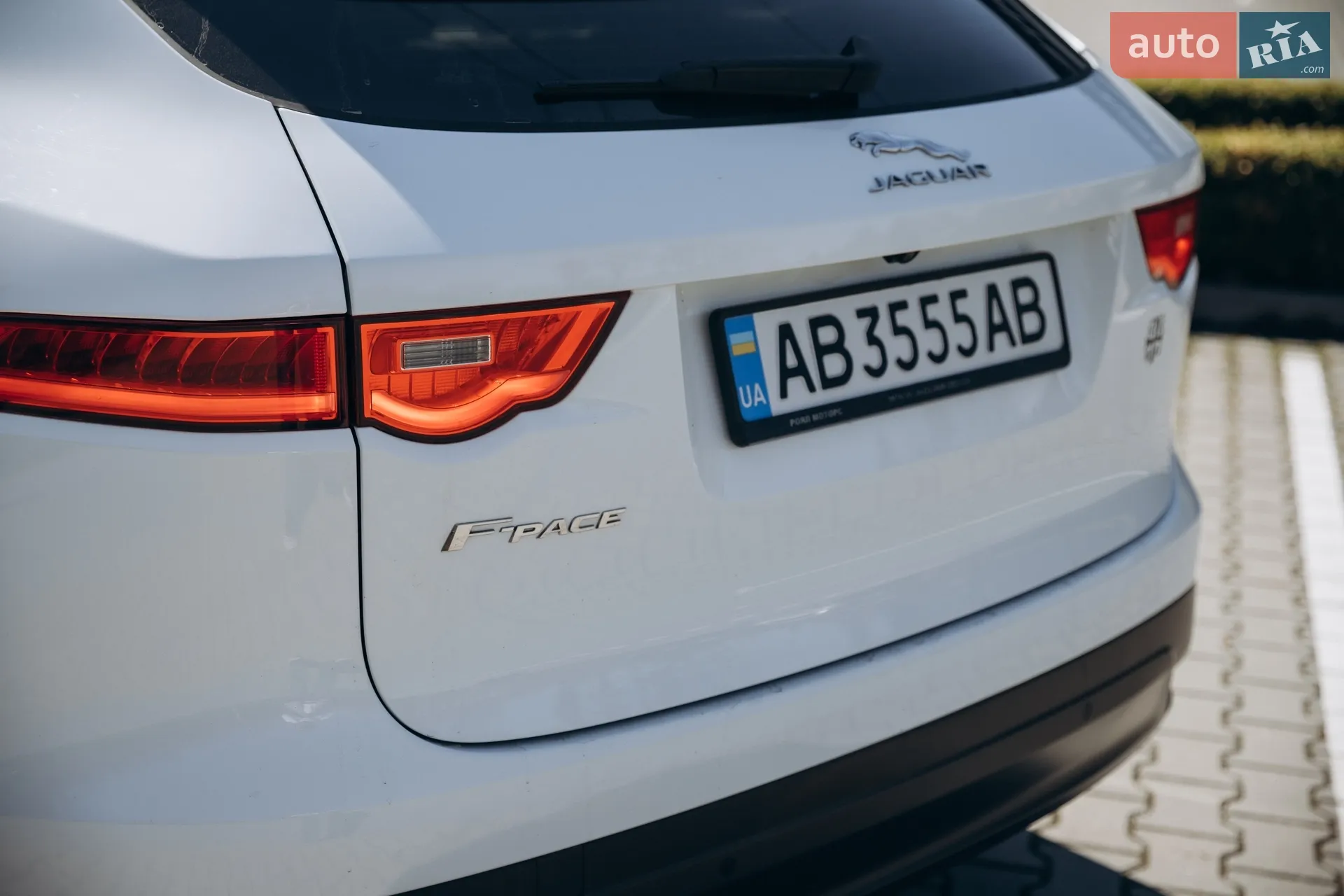 2016 Jaguar F-Pace - мініатюра 11