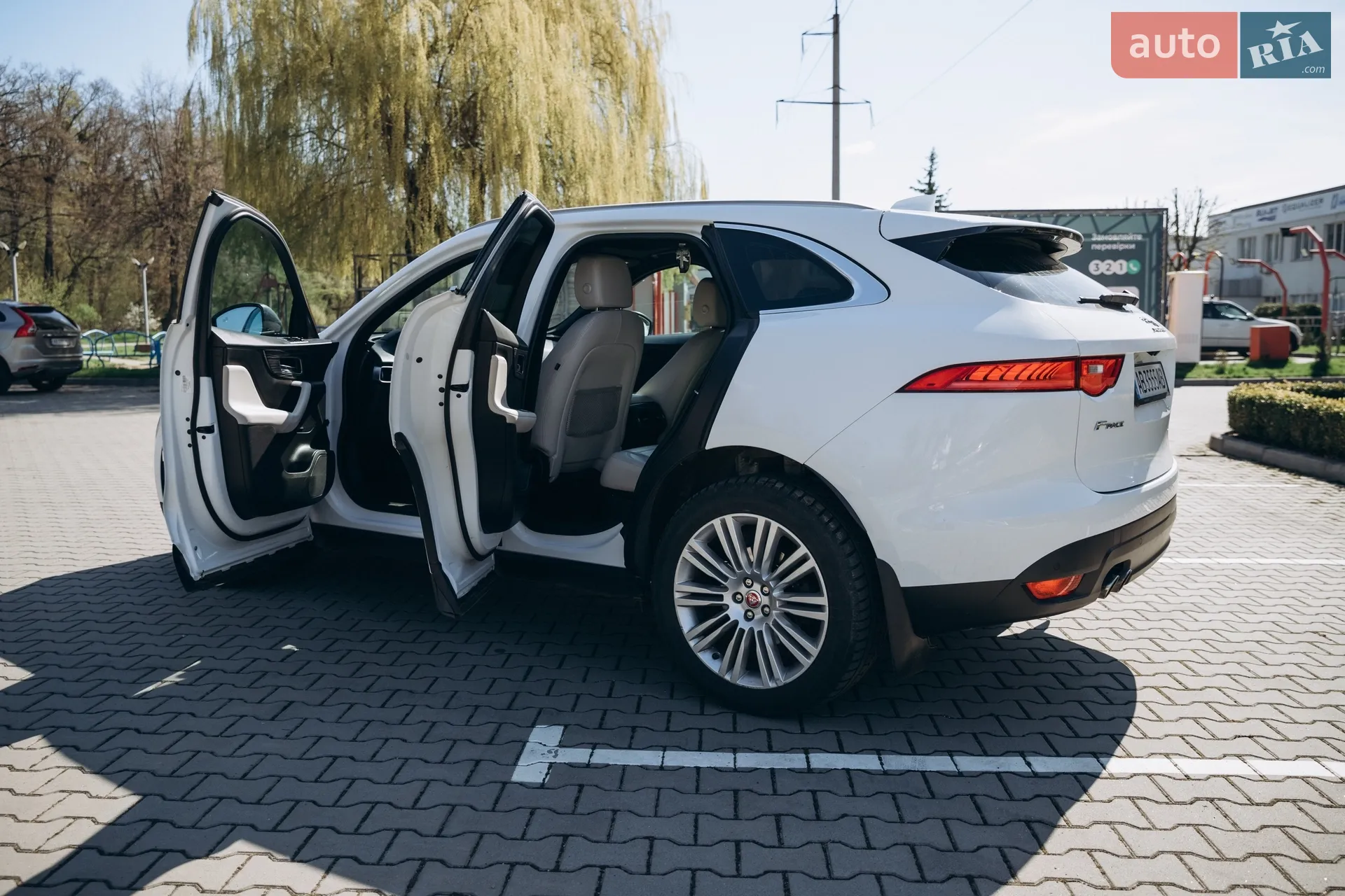 2016 Jaguar F-Pace - мініатюра 20