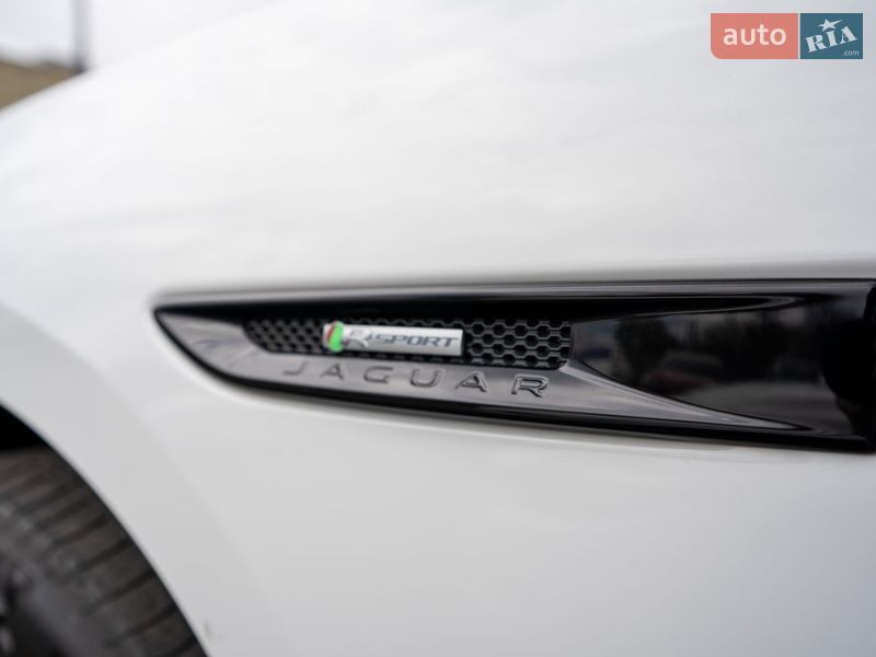 Внедорожник / Кроссовер Jaguar F-Pace 2017 в Киеве