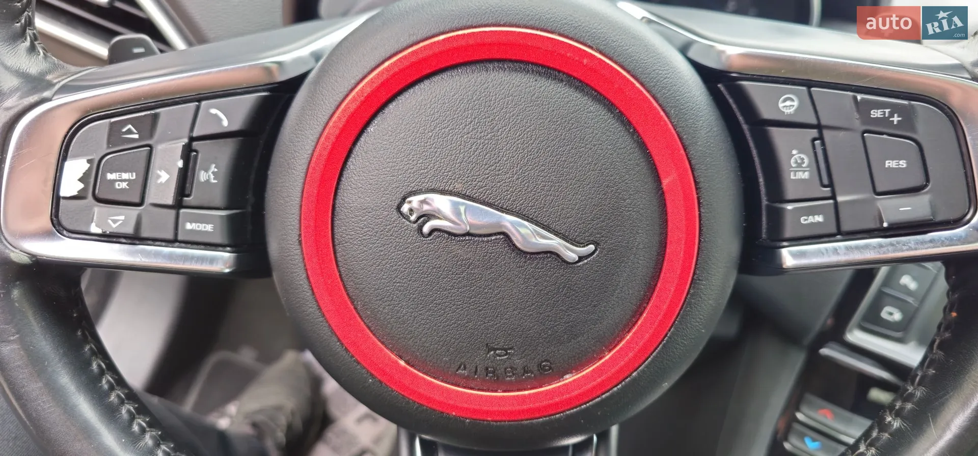 2018 Jaguar F-Pace - мініатюра 16