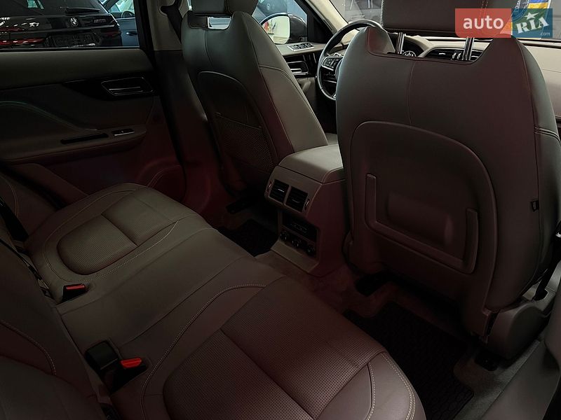 Внедорожник / Кроссовер Jaguar F-Pace 2018 в Тернополе