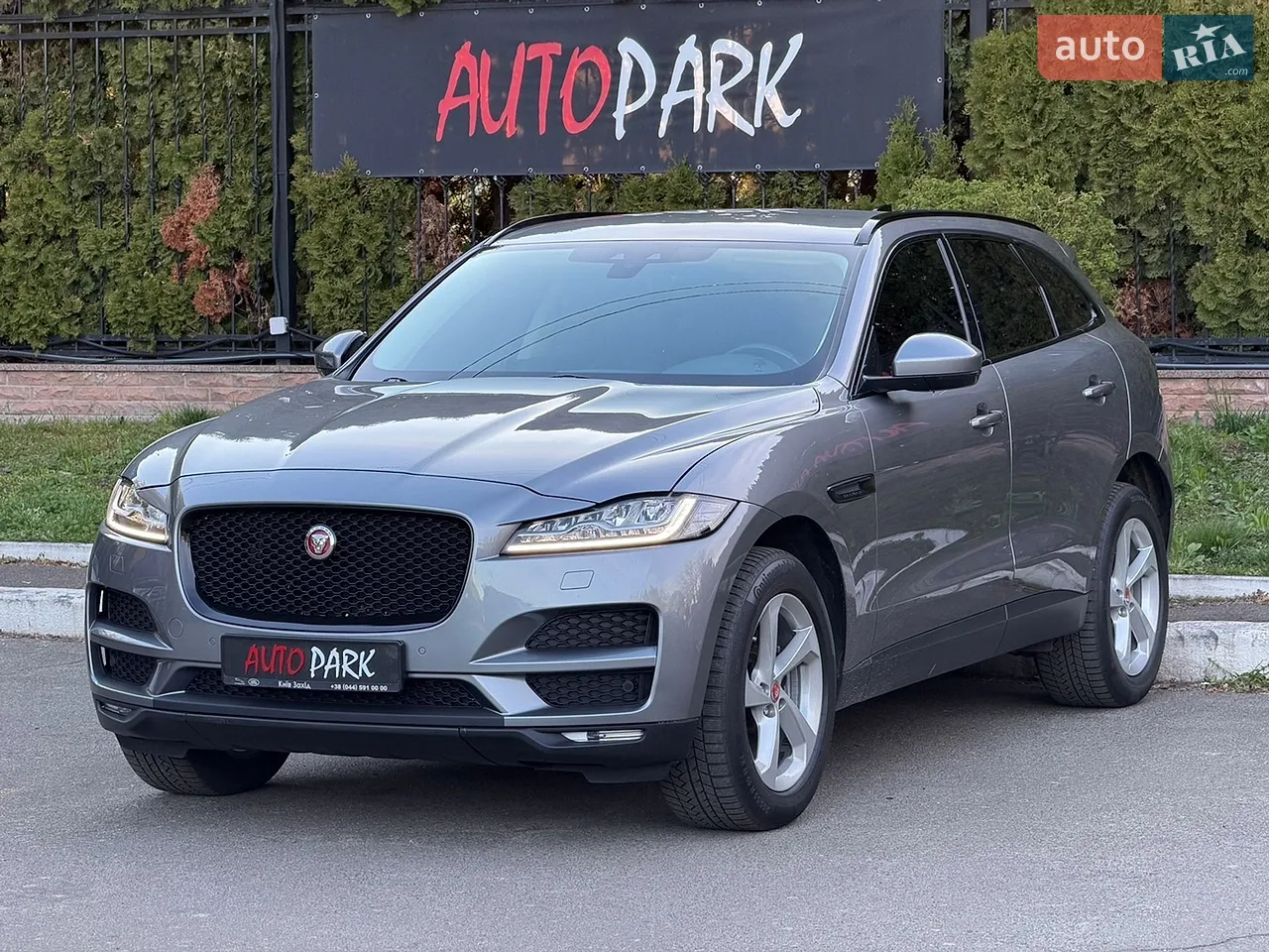 2019 Jaguar F-Pace - мініатюра 55