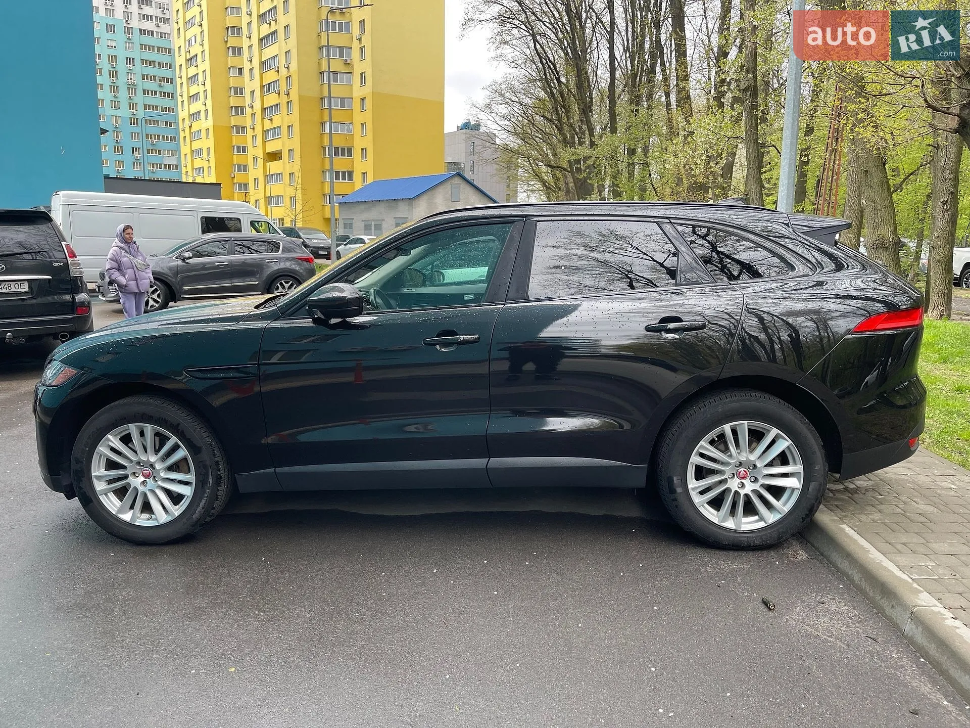 2017 Jaguar F-Pace - мініатюра 2