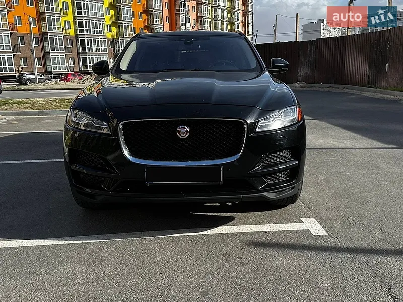 Jaguar F-Pace
