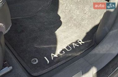 Внедорожник / Кроссовер Jaguar F-Pace 2016 в Киеве