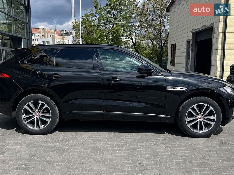 Позашляховик / Кросовер Jaguar F-Pace 2016 в Івано-Франківську