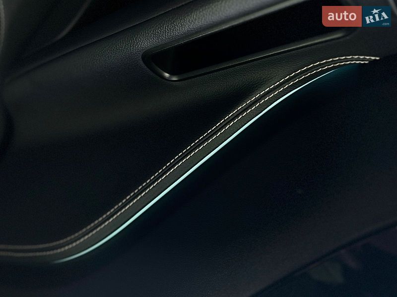 Позашляховик / Кросовер Jaguar F-Pace 2016 в Івано-Франківську