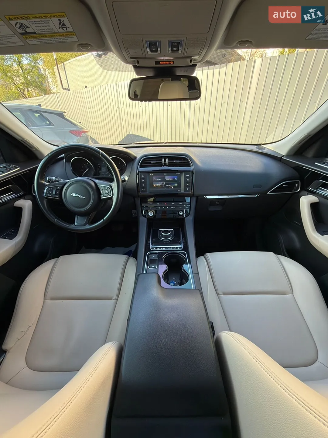 2016 Jaguar F-Pace - мініатюра 17