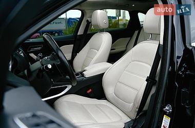 Позашляховик / Кросовер Jaguar F-Pace 2019 в Києві