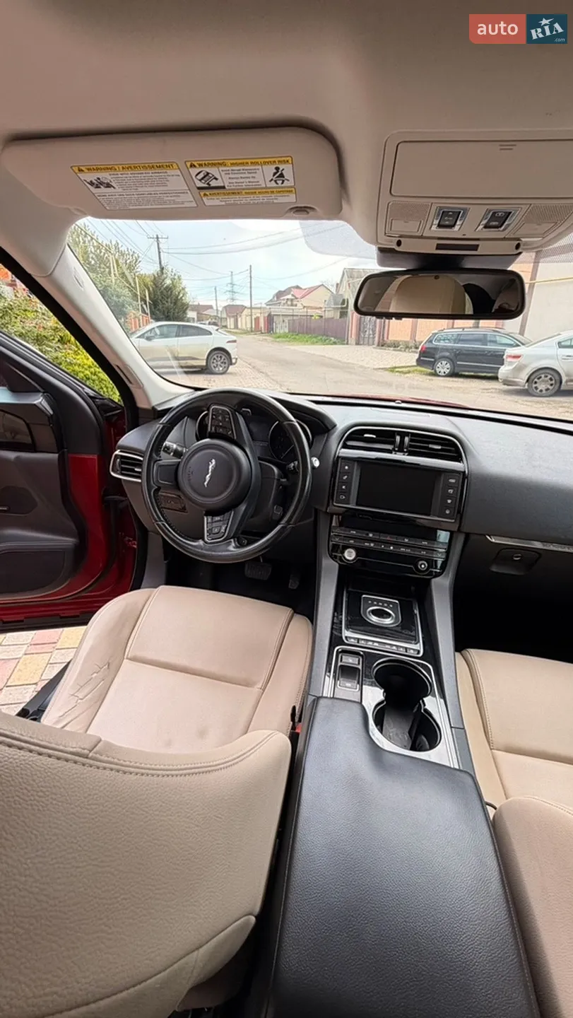2016 Jaguar F-Pace - мініатюра 16