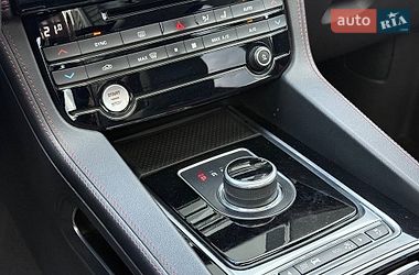 Внедорожник / Кроссовер Jaguar F-Pace 2017 в Киеве