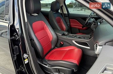 Внедорожник / Кроссовер Jaguar F-Pace 2017 в Киеве