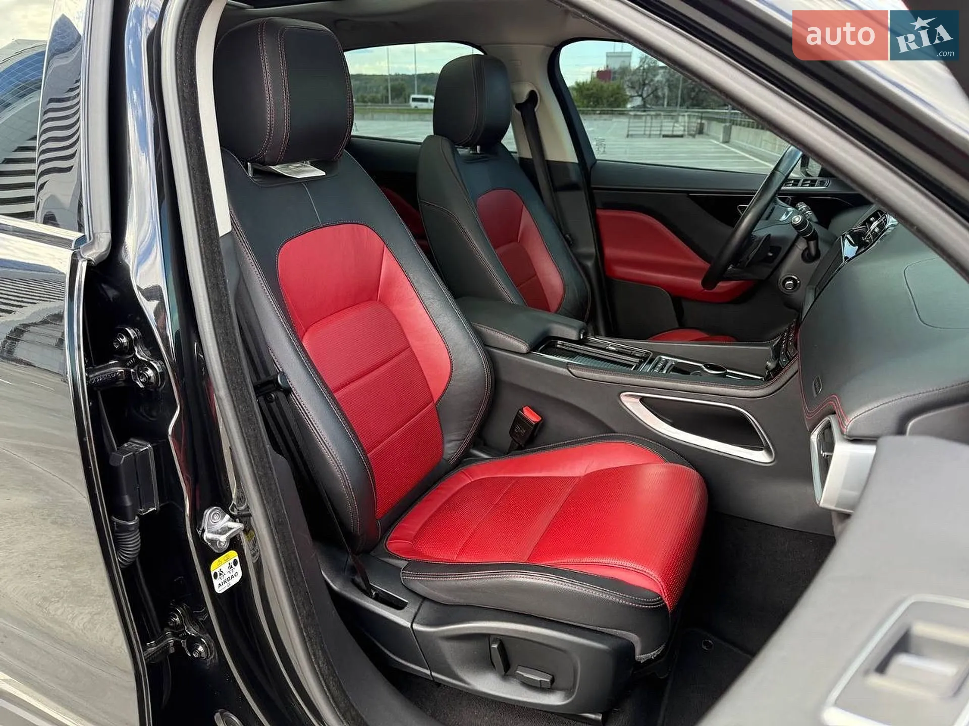 2017 Jaguar F-Pace - мініатюра 44