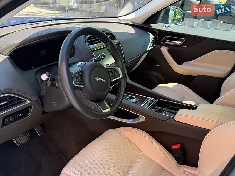 Позашляховик / Кросовер Jaguar F-Pace 2019 в Львові
