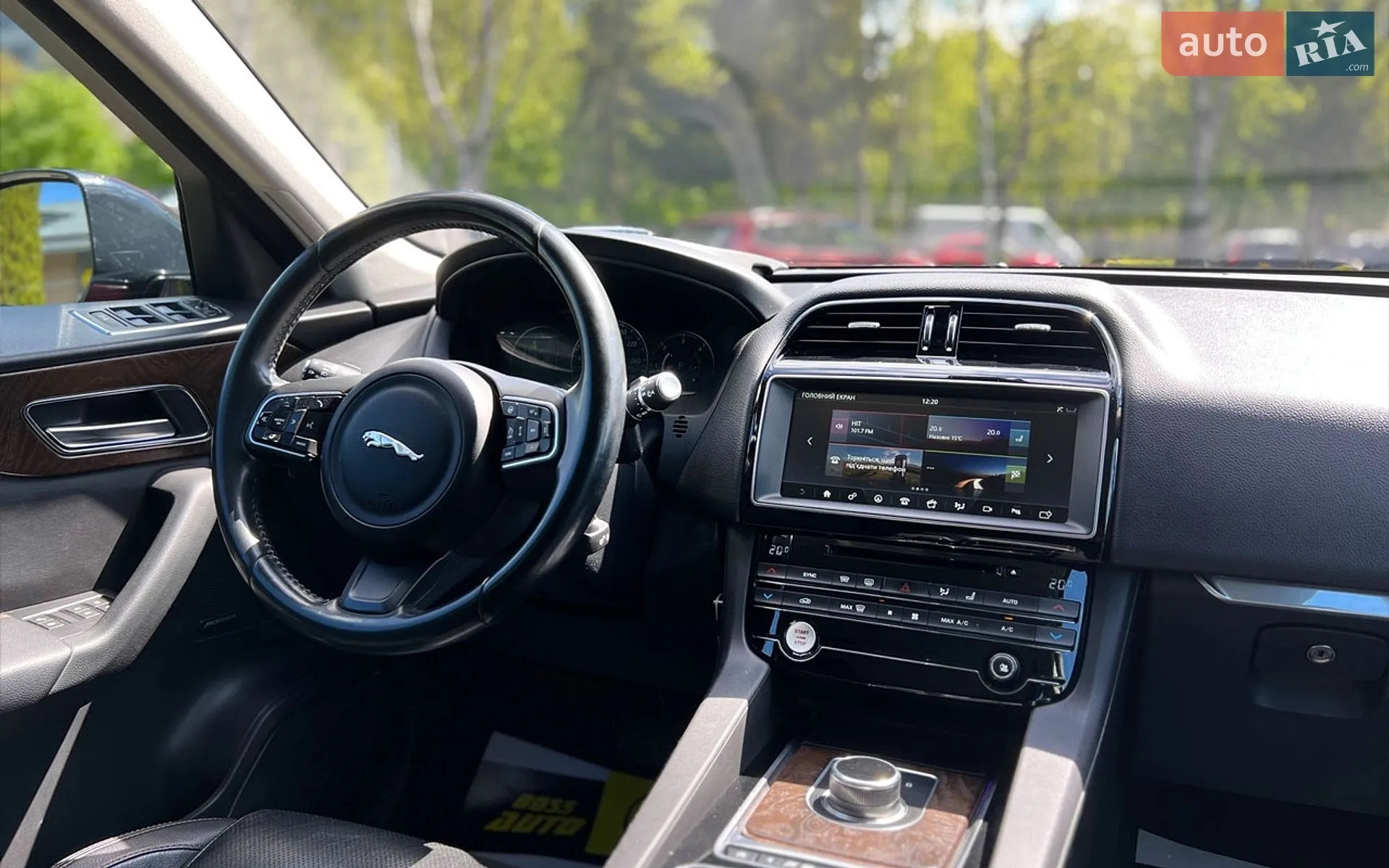 2016 Jaguar F-Pace - мініатюра 18
