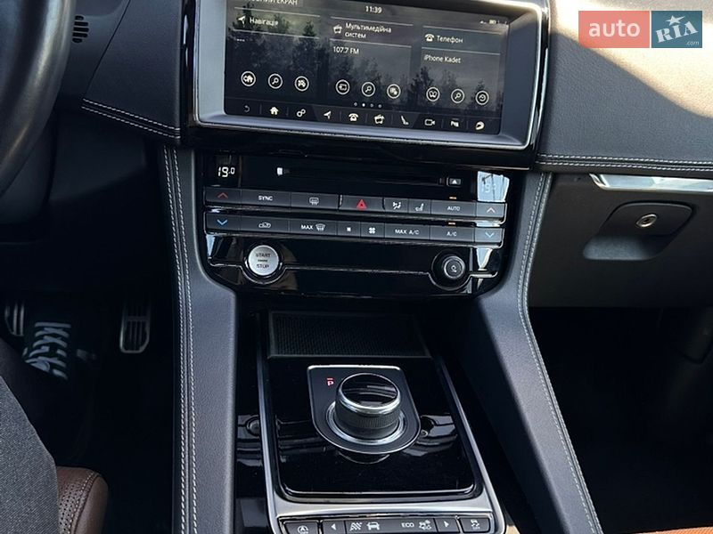 Позашляховик / Кросовер Jaguar F-Pace 2018 в Києві