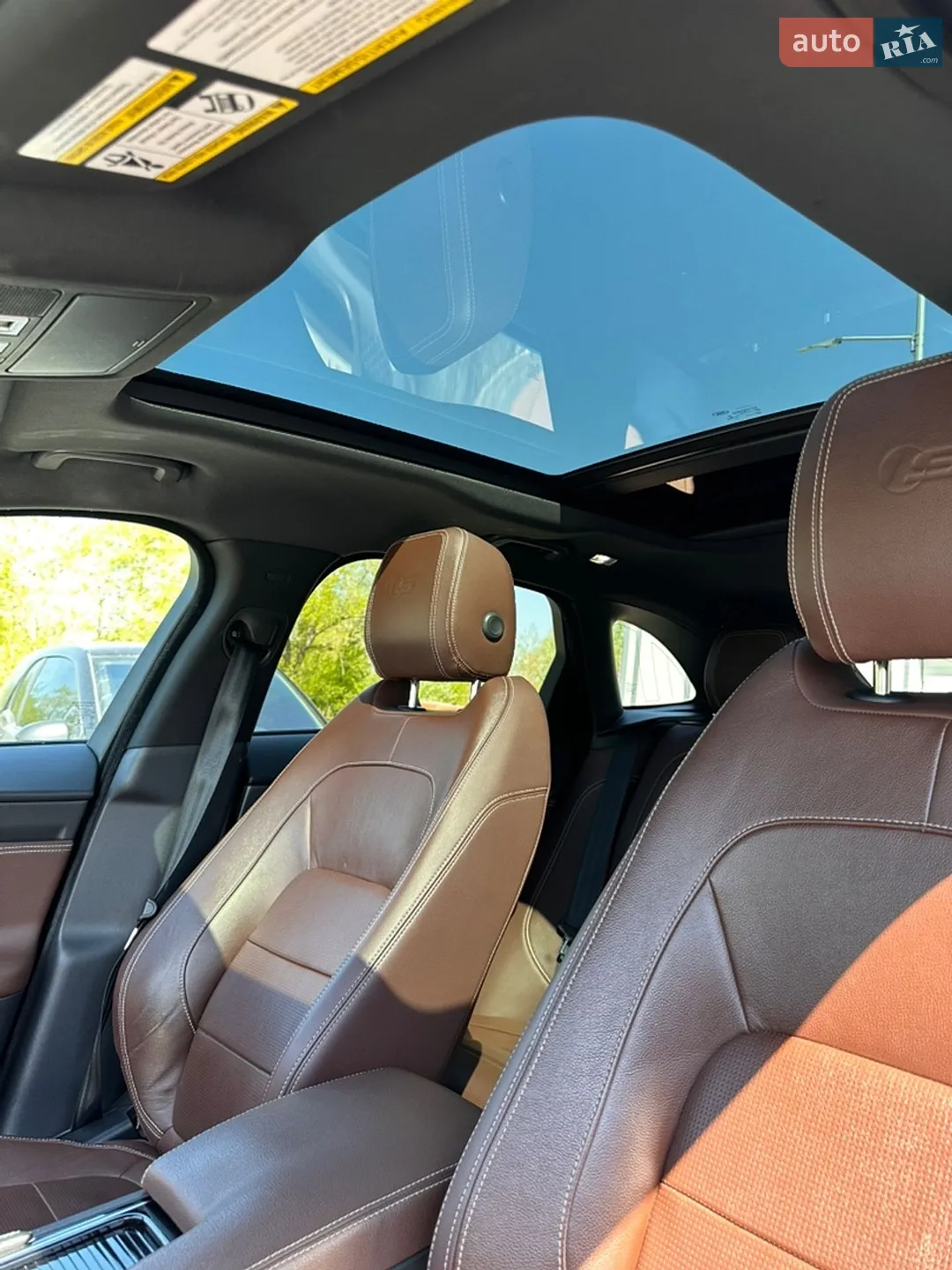 2018 Jaguar F-Pace - мініатюра 18