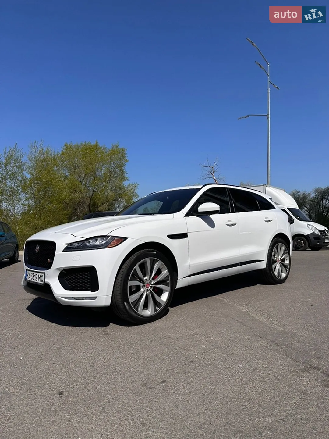 2018 Jaguar F-Pace - мініатюра 22