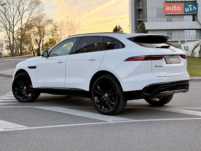 Внедорожник / Кроссовер Jaguar F-Pace 2022 в Киеве