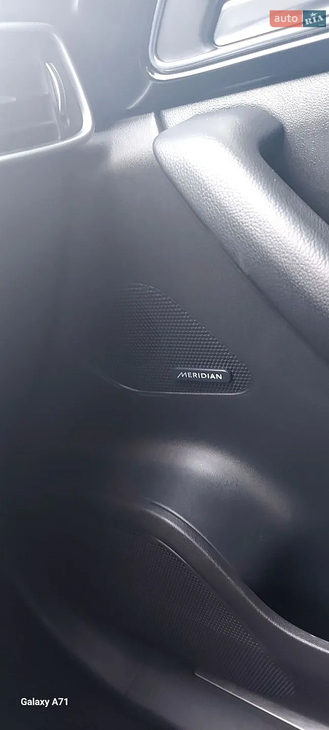 2018 Jaguar F-Pace - мініатюра 34