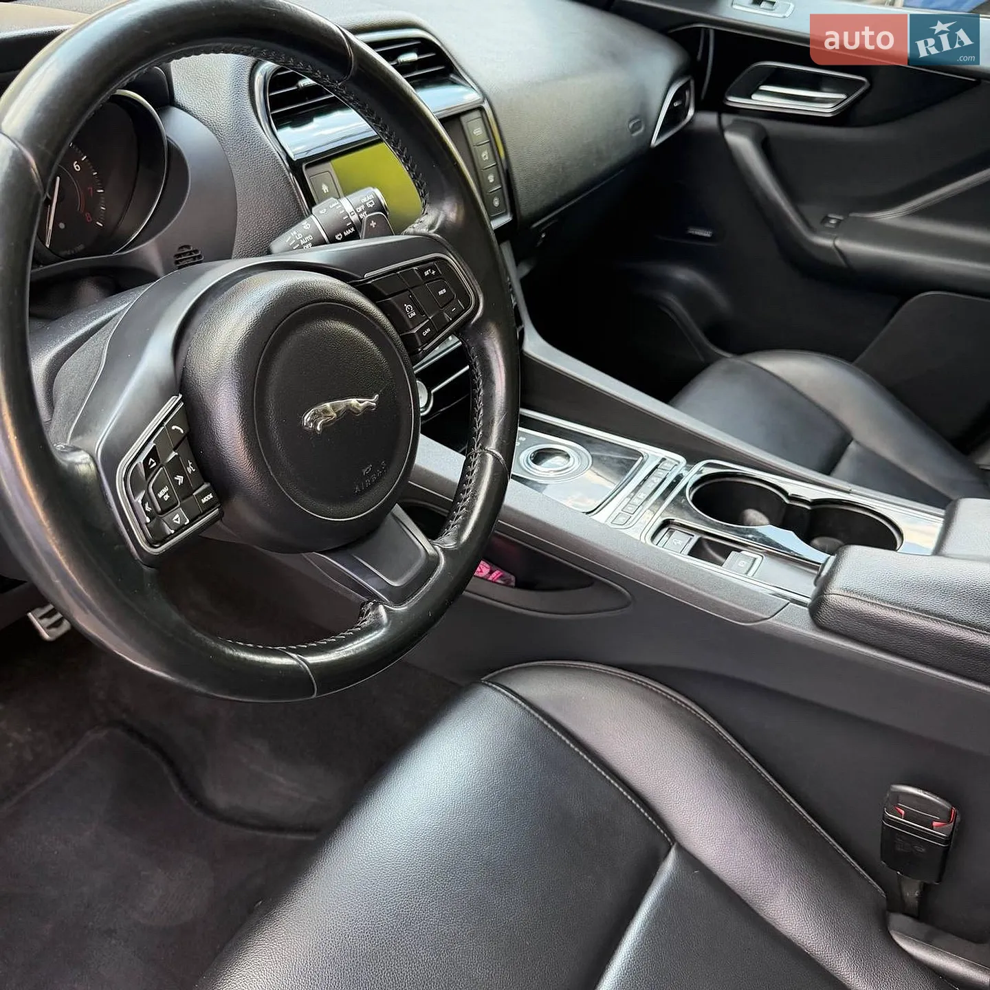 2016 Jaguar F-Pace - мініатюра 7