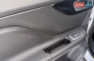 Внедорожник / Кроссовер Jaguar F-Pace 2016 в Кропивницком
