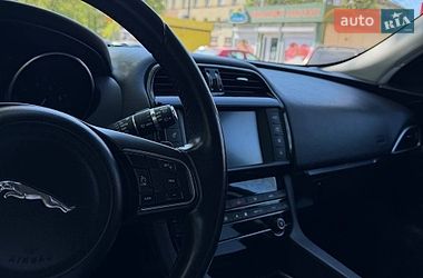 Внедорожник / Кроссовер Jaguar F-Pace 2016 в Кропивницком