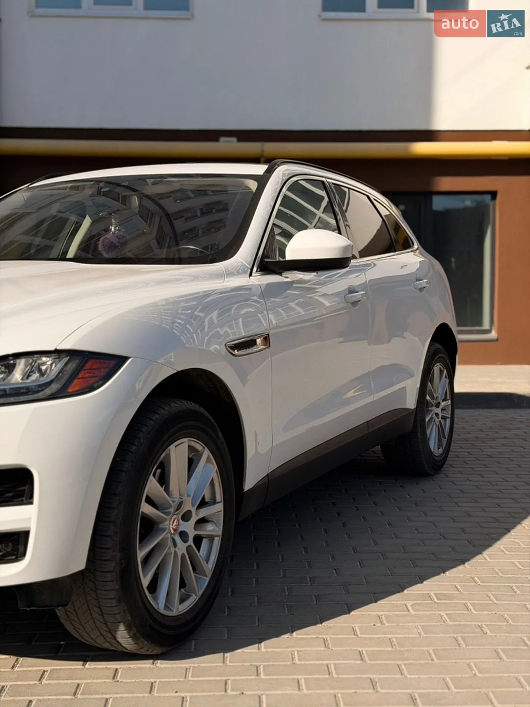 2016 Jaguar F-Pace - мініатюра 5