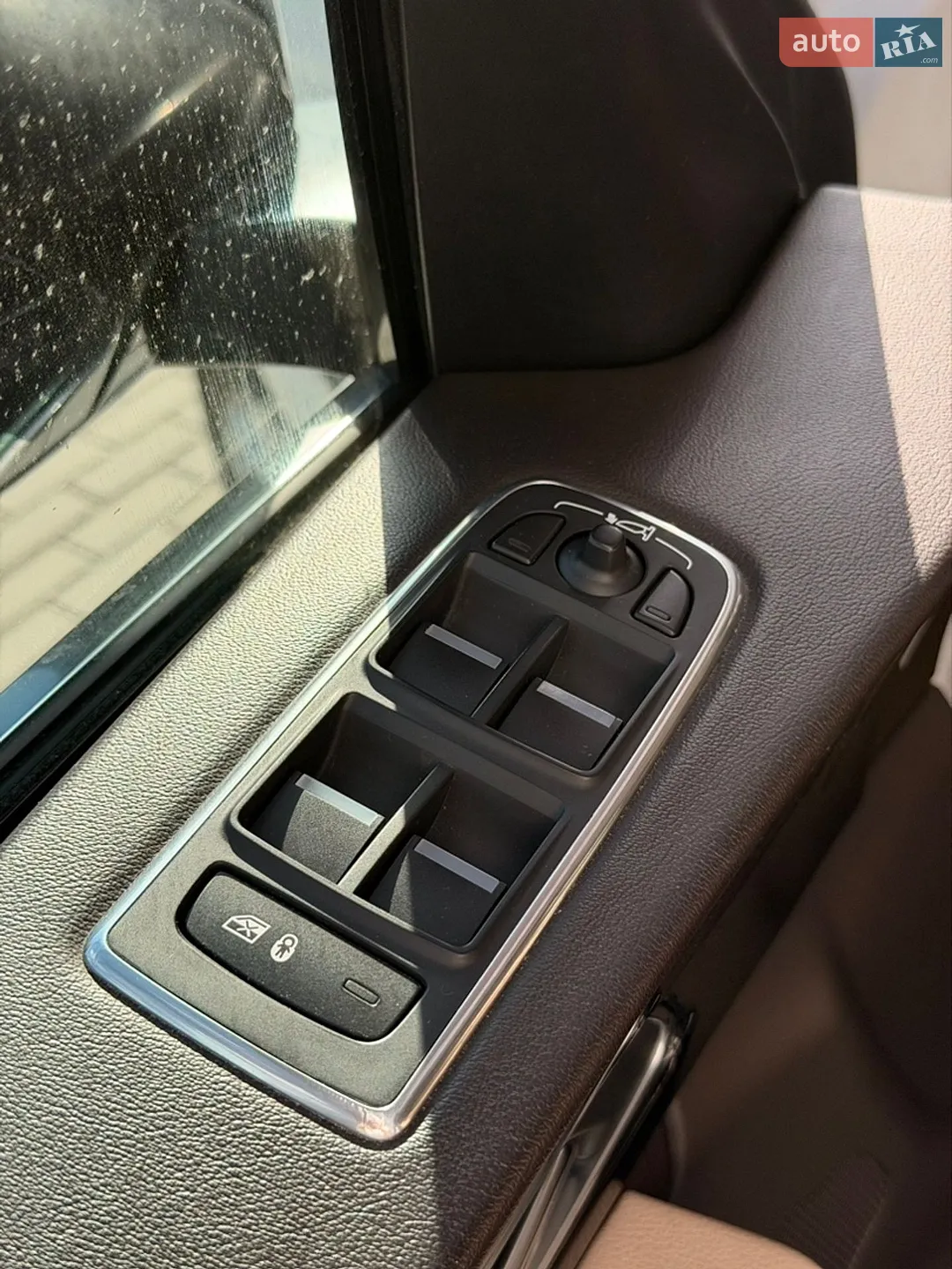 2016 Jaguar F-Pace - мініатюра 27