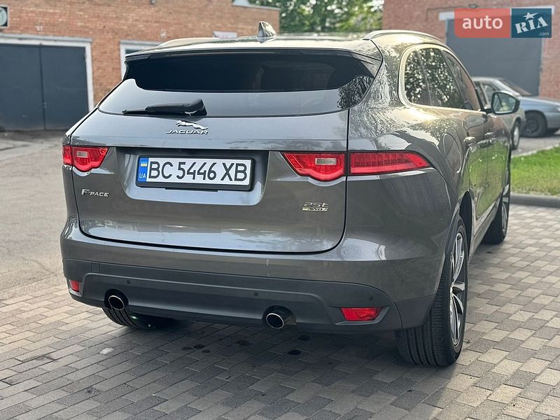 Внедорожник / Кроссовер Jaguar F-Pace 2017 в Лубнах