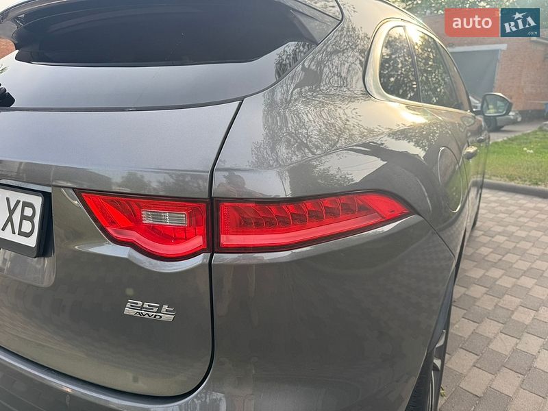 Внедорожник / Кроссовер Jaguar F-Pace 2017 в Лубнах