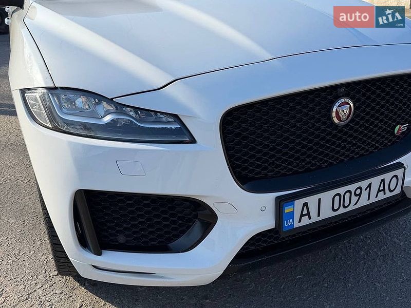 Внедорожник / Кроссовер Jaguar F-Pace 2017 в Киеве