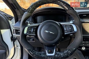Внедорожник / Кроссовер Jaguar F-Pace 2017 в Киеве