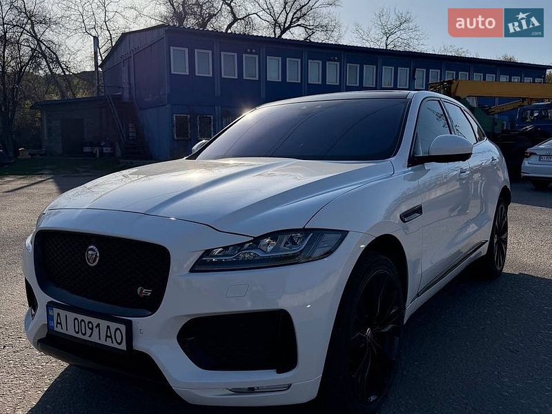 Jaguar F-Pace 2017