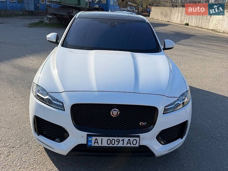 Внедорожник / Кроссовер Jaguar F-Pace 2017 в Киеве