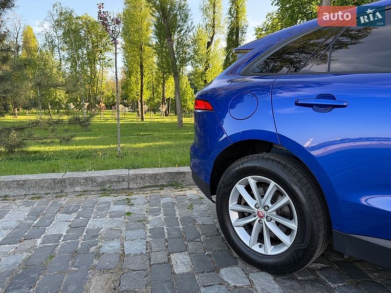Внедорожник / Кроссовер Jaguar F-Pace 2017 в Киеве