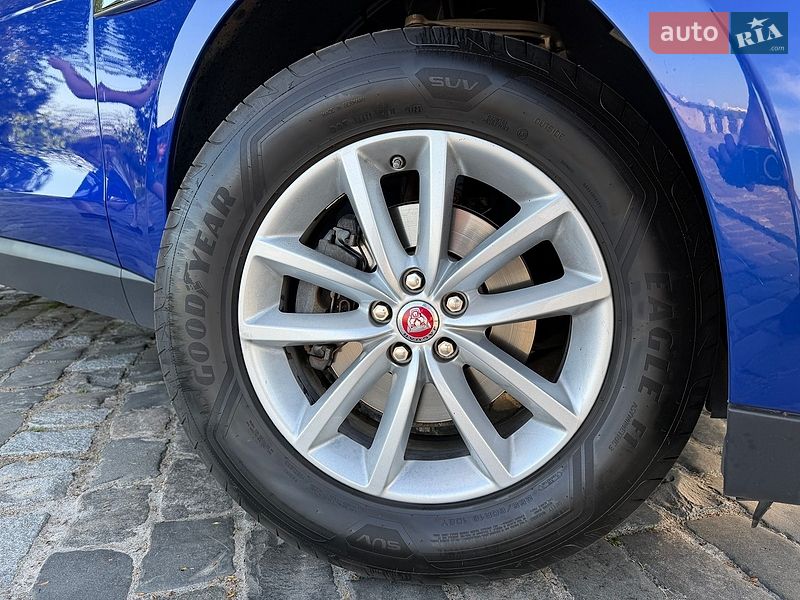 Внедорожник / Кроссовер Jaguar F-Pace 2017 в Киеве