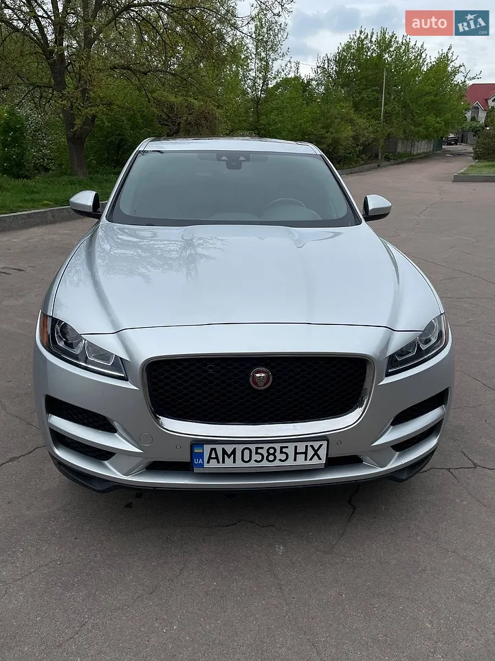 2017 Jaguar F-Pace - мініатюра 9