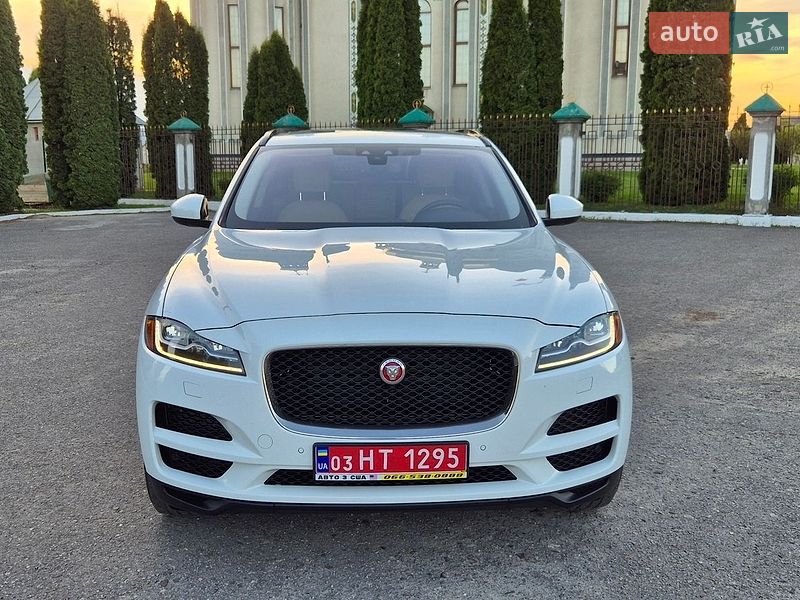 Позашляховик / Кросовер Jaguar F-Pace 2017 в Дубні