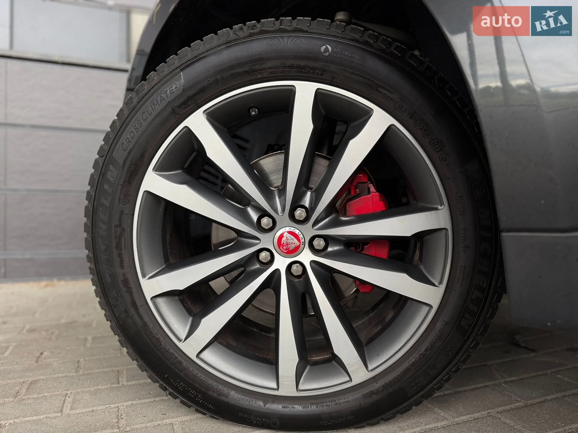 2016 Jaguar F-Pace - мініатюра 56