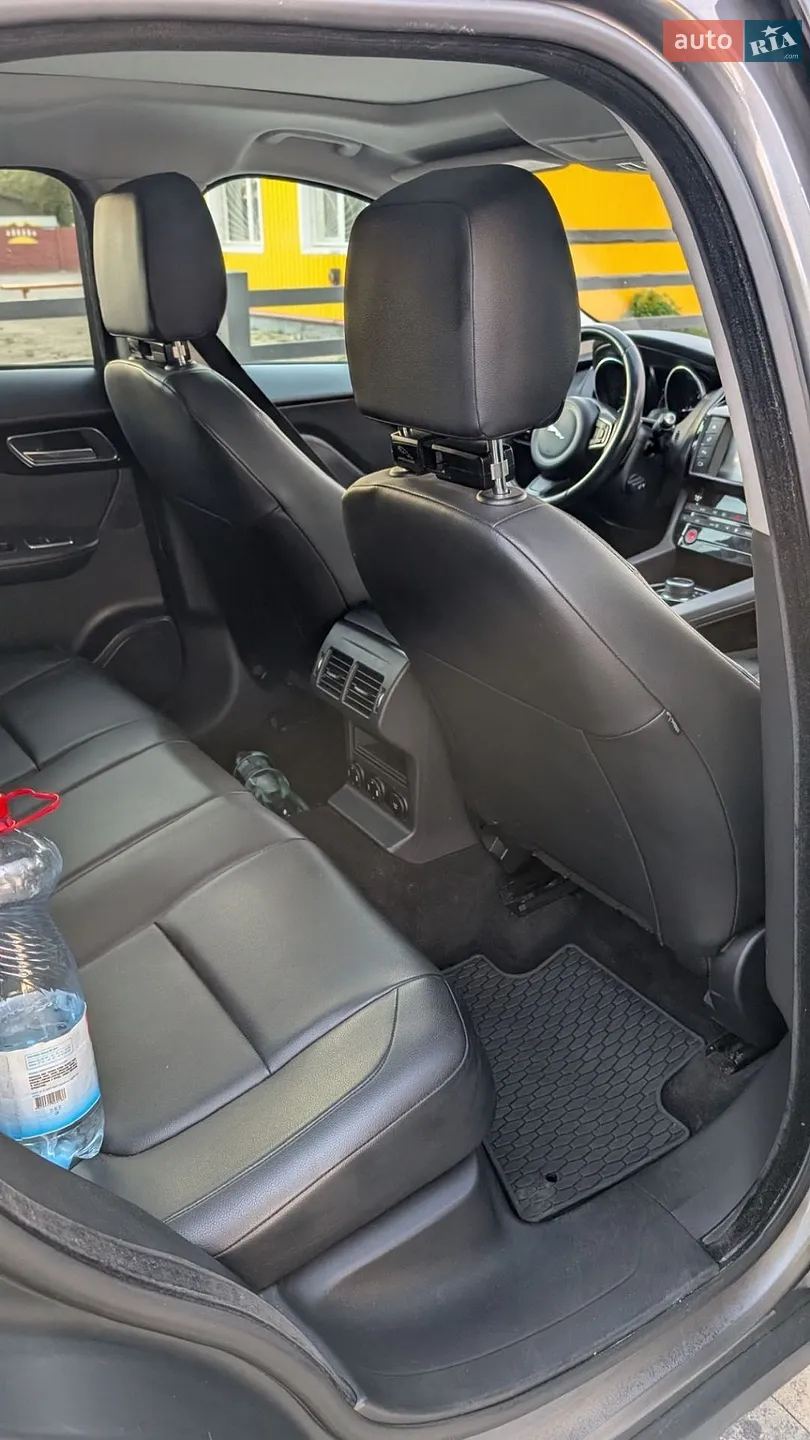 2018 Jaguar F-Pace - мініатюра 7
