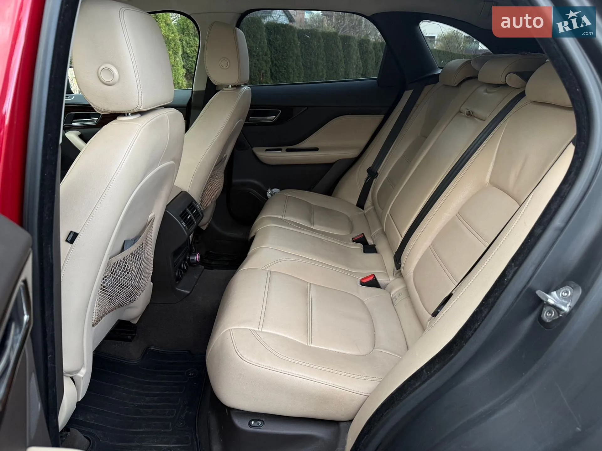 2016 Jaguar F-Pace - мініатюра 18